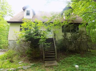 44 Hillside Ct, East Stroudsburg, PA 18301
