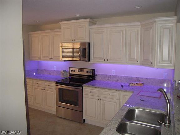 3rd image of 1433 Thistledown Way