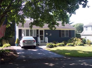44 Fales Rd, Bristol, RI 02809