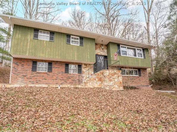 107 Goad Dr, Clendenin, WV 25045