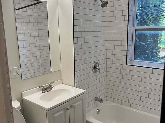 3rd image of 1626 S Allport St #1R