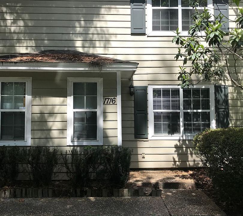 1st image of 1722 Toni Ter