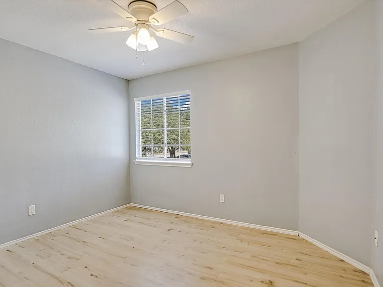 17253 Tobermory Dr — Photo 8