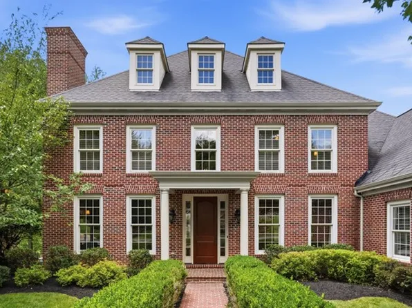117 Preserve Valley Rd, Cranberry Township, PA 16066