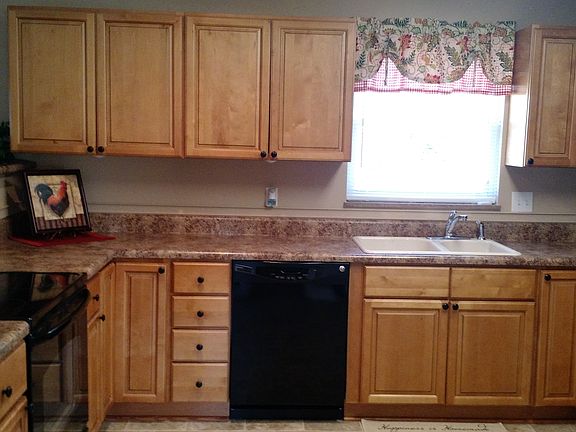 3rd image of 2917 Pleasant View Ave