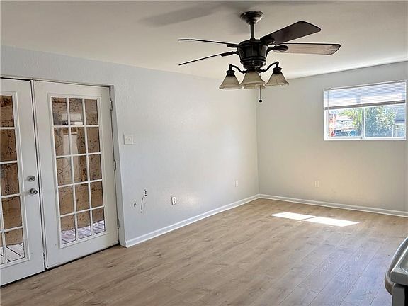 3rd image of 6201 Wadsworth Dr