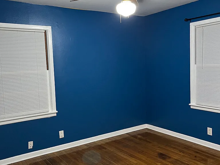 2340 San Marcus Ave — Photo 2