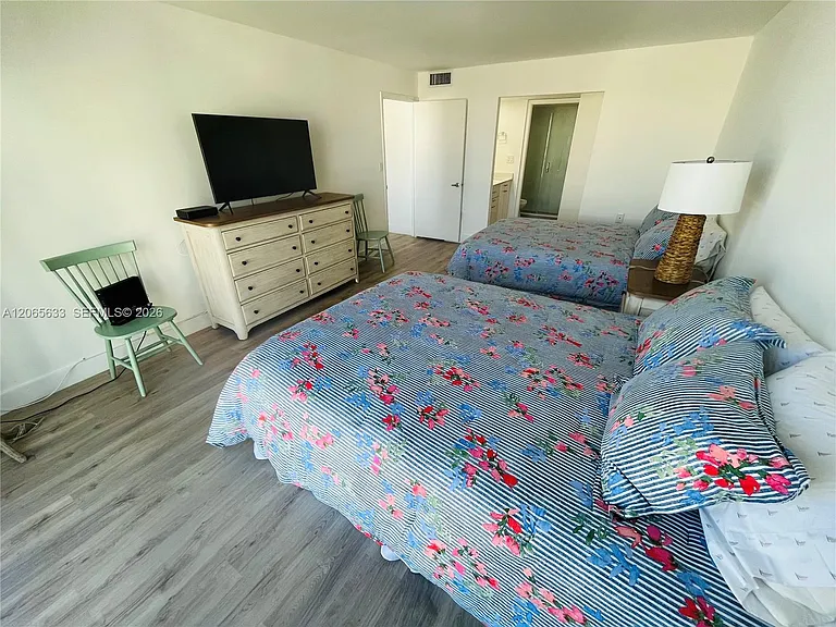 1450 Brickell Bay Dr #1414 — Photo 19