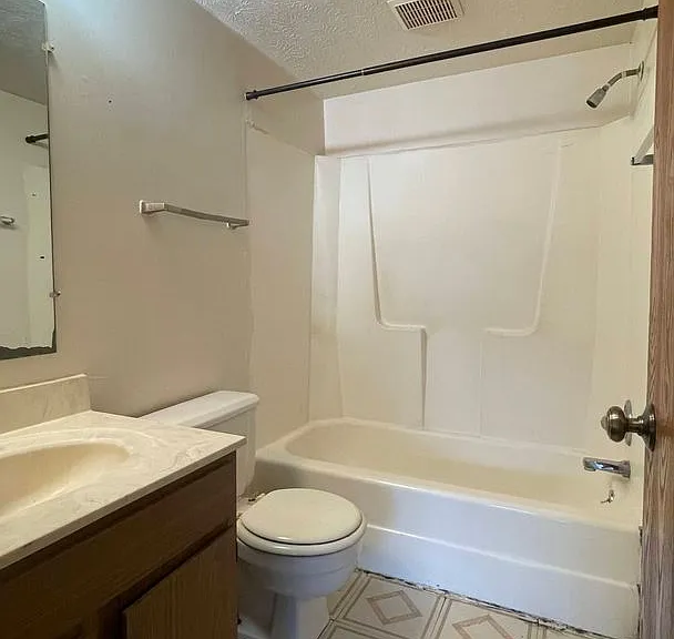320 Brown St #820 — Photo 7