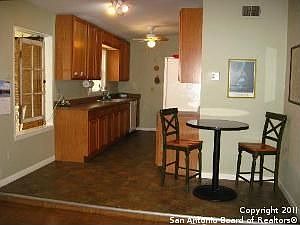 5th image of 603 Rockhill Dr