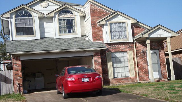1st image of 141 Cotton Dr