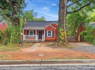 3129 Mathis Dr, Charlotte, NC 28208