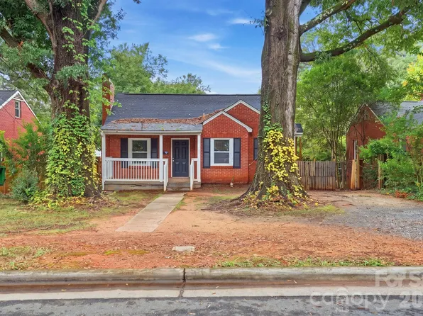 3129 Mathis Dr, Charlotte, NC 28208