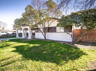 1565 Arthur St, Hanford, CA