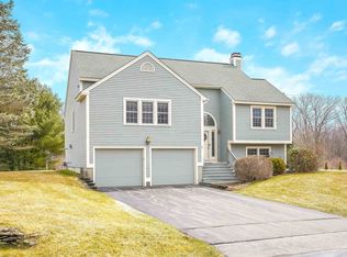 1 Fox Run Rd, Amherst, NH 03031