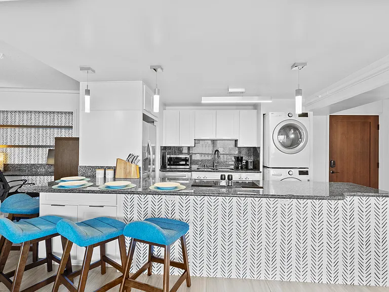 2333 Kapiolani Blvd #1614 — Photo 6