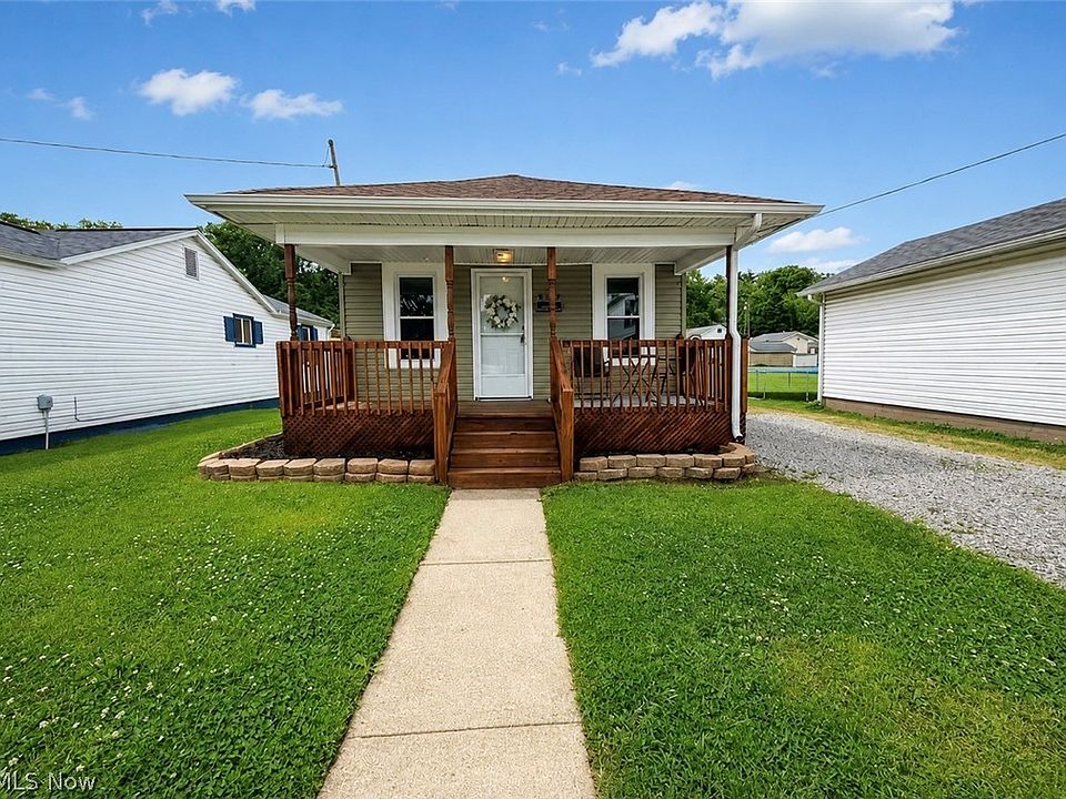 1st image of 2127 Hoge Ave