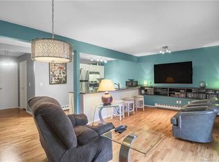 63 Ward St APT 1D, Norwalk, CT 06851
