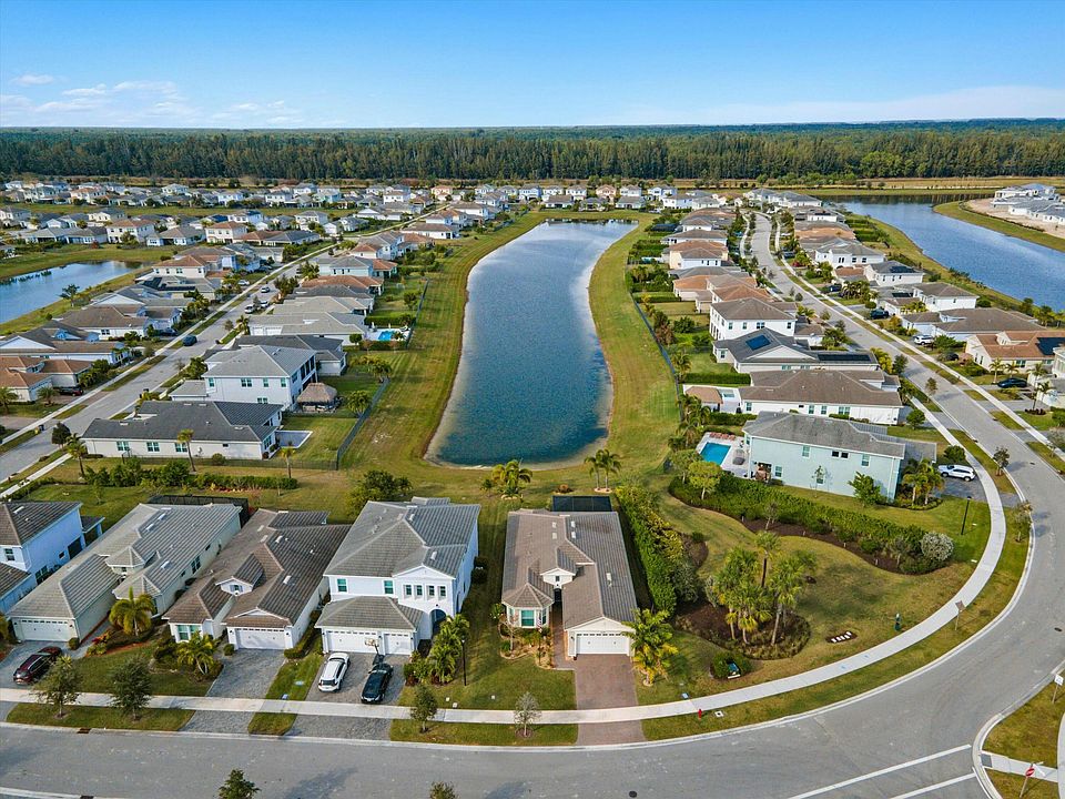 1st image of 15199 Goldfinch Circle