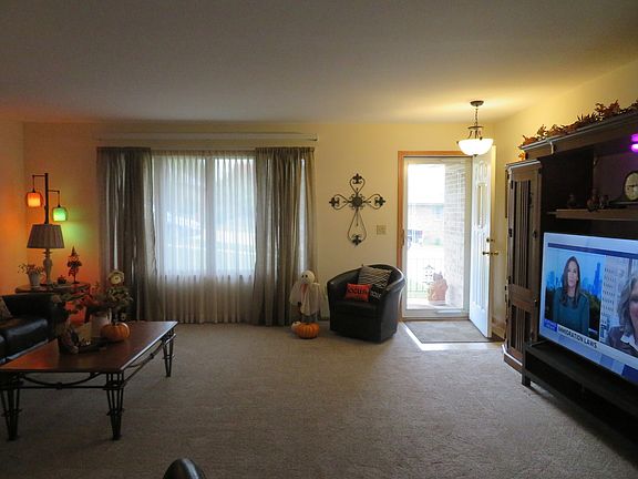 5th image of 2323 Lynwood St