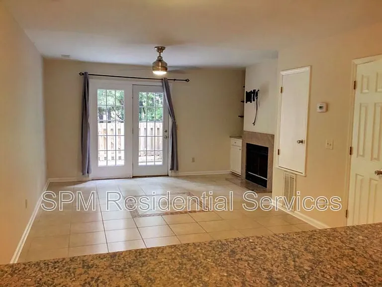 5116 Lampost Cir — Photo 5