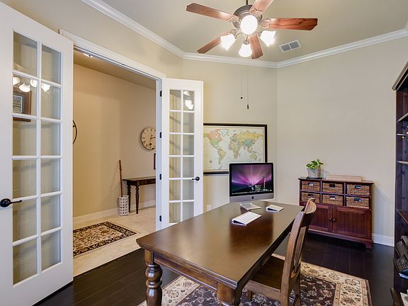 5th image of 26729 Camden Chase