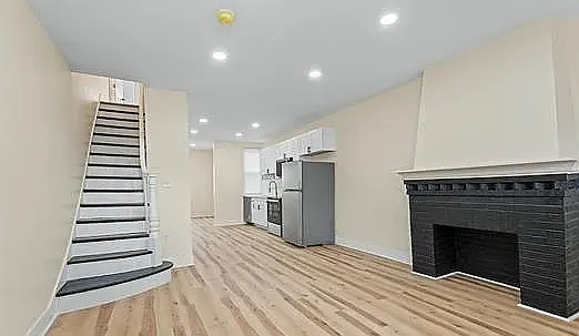 2041 Stenton Ave — Photo 3