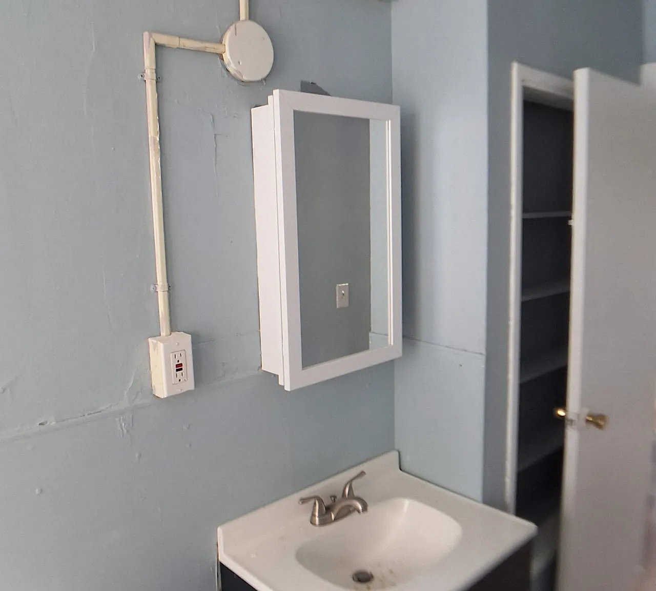 5 bed, $2,600 — Photo 4