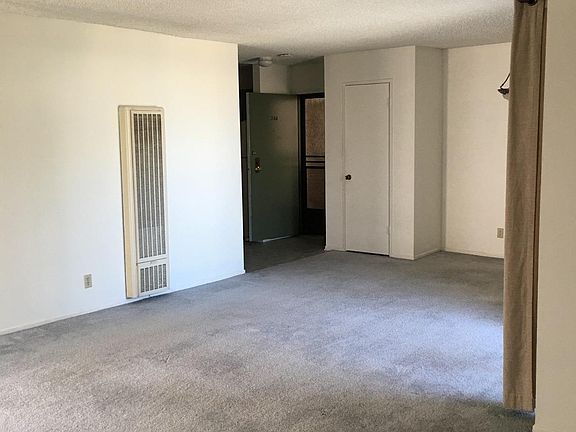 5th image of 409 Burchett St Unit 206