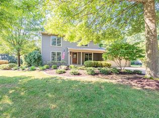 484 S Briarcliff Dr, Canfield, OH 44406