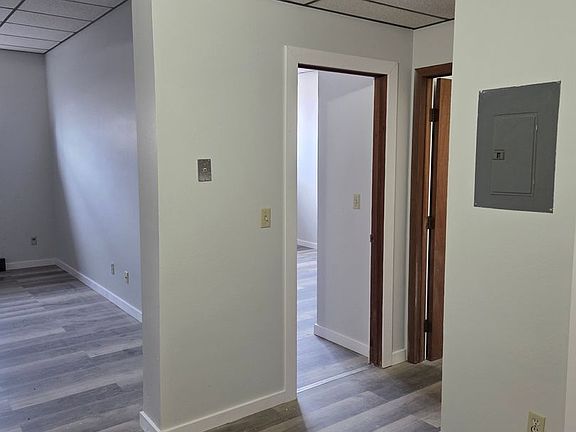 2nd image of 124 N Broadway St #103