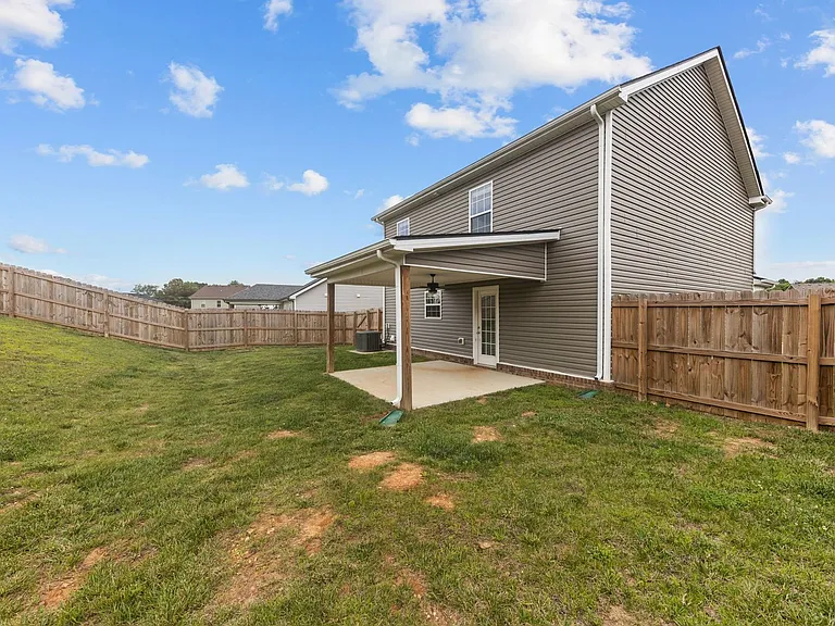 840 Lillian Grace Dr — Photo 28