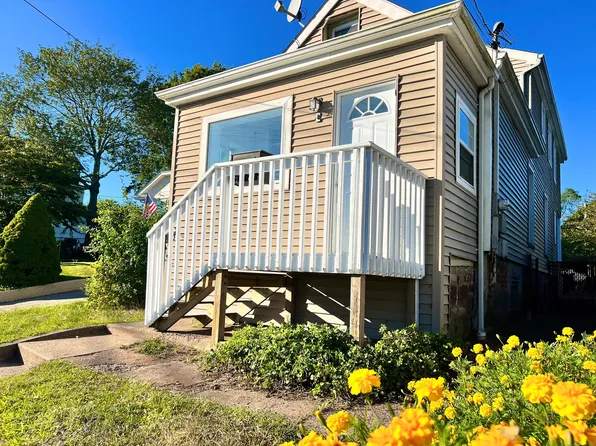 30 Burr Street, East Haven, CT 06512