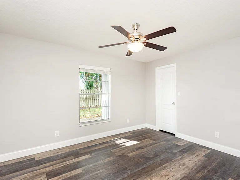 3361 Chapparal Ct — Photo 16