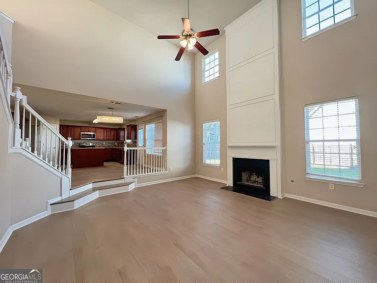 2751 Spence Ct — Photo 12