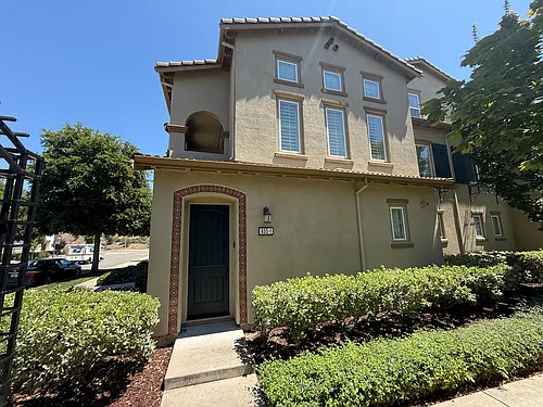 655 Heligan Ln Photo 1