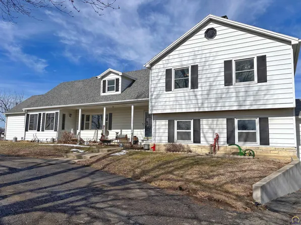 13056 162nd Rd, Mayetta, KS 66509