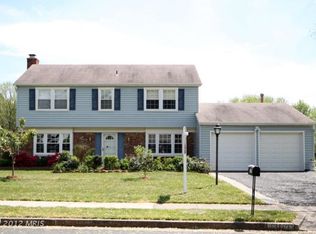 13113 Memory Ln, Fairfax, VA 22033