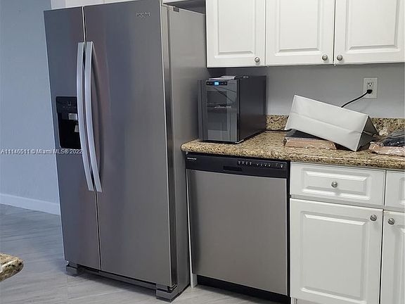 4th image of 8900 W Washington Blvd #202