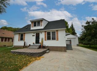 206 4th Ave, Goodhue, MN 55027