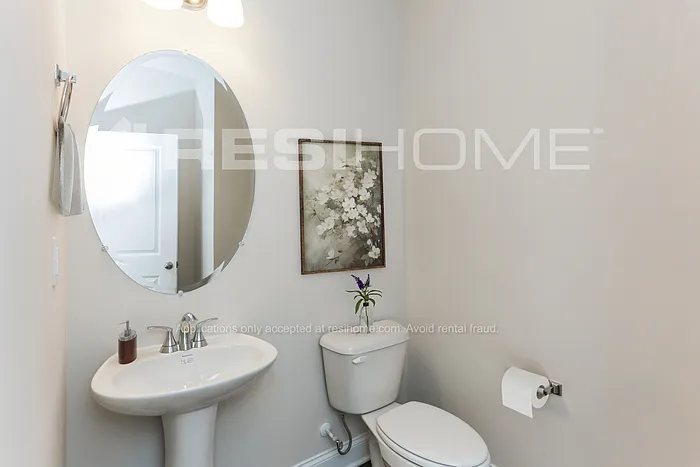 233 Victory Creek Ln — Photo 12