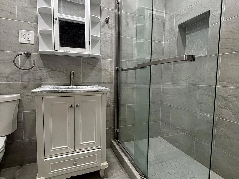 15 Nichols Ave #2 — Photo 10