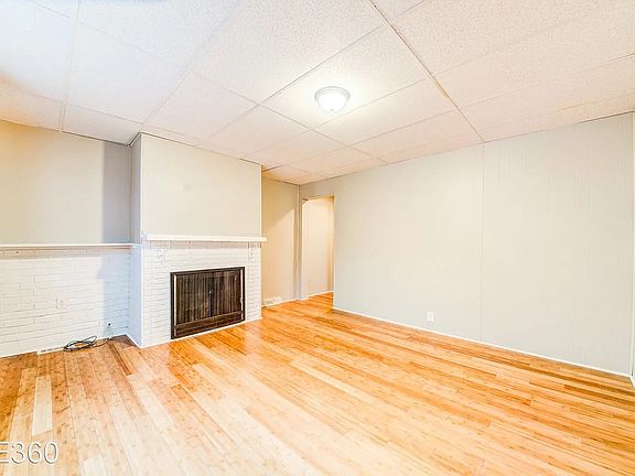 3rd image of 979 Manton Way