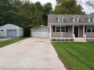 106 5th St N, Dakota City, IA 50529