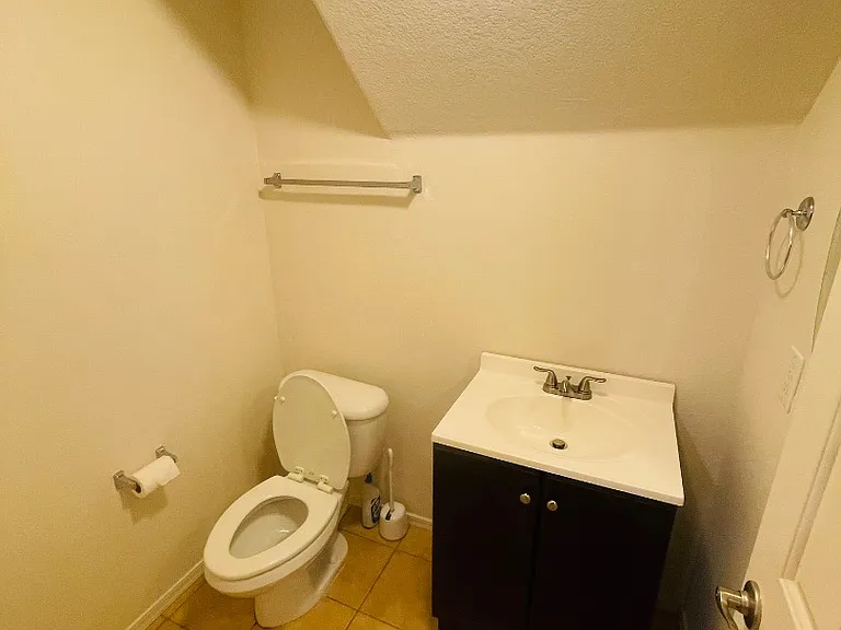 Unit Photo