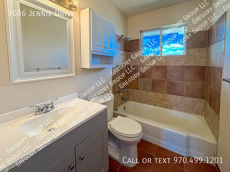 7086 Jennie Dr — Photo 6