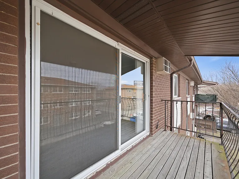 9940 Nottingham Ave #302 — Photo 39