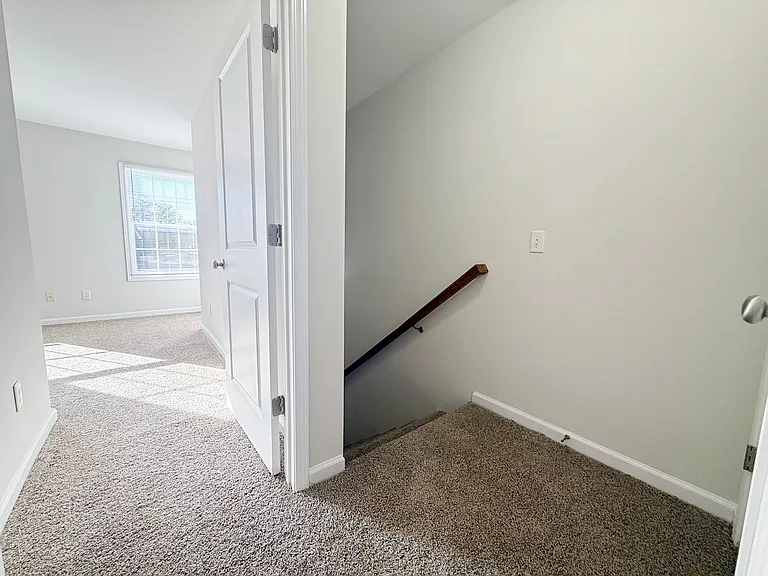 150 Alcorn St — Photo 19