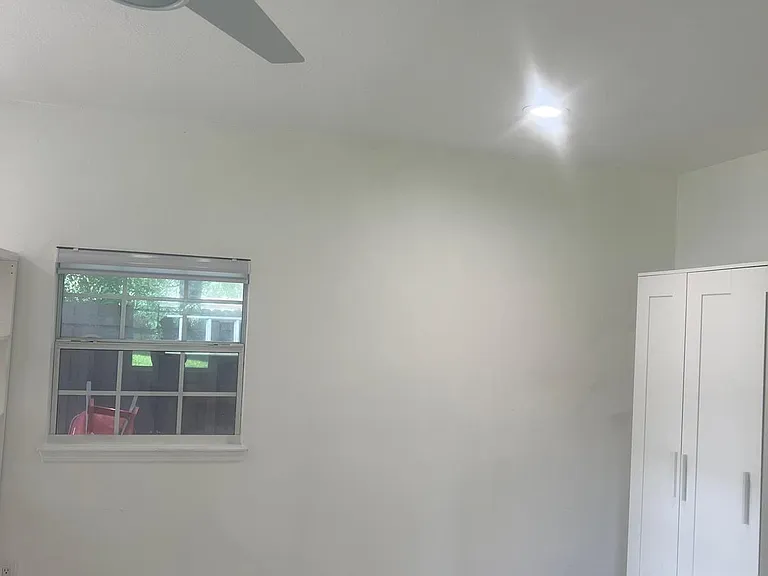 Indigo Ave — Photo 3