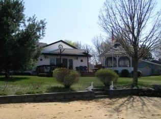 N9217 Otter Ln, Neshkoro, WI 54960